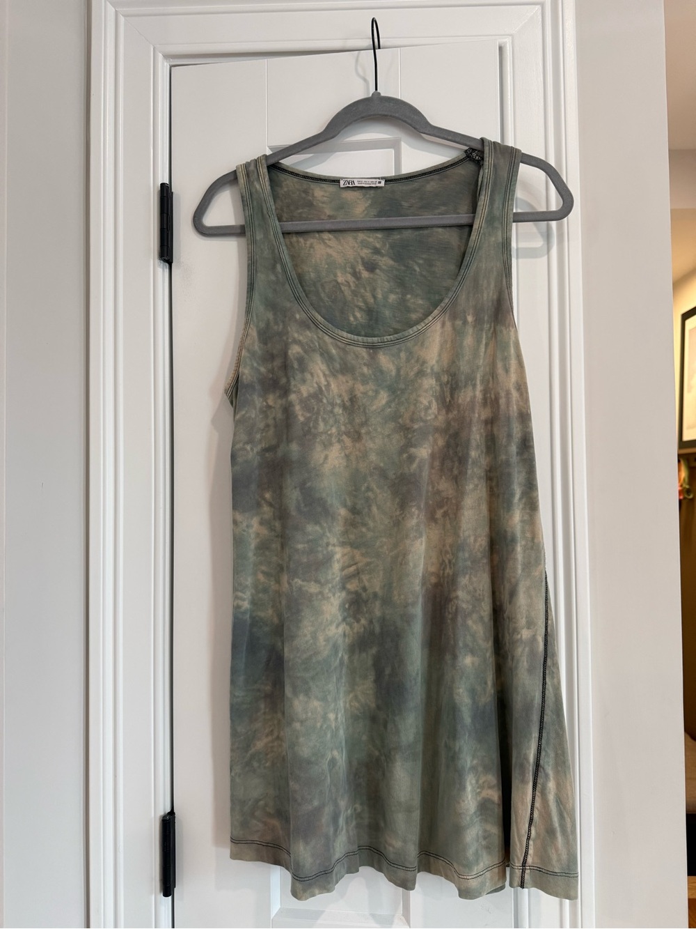 Zara Size M Tie-Dye Scoop Neck Tank Top - Green & Cream Blend